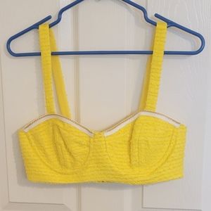 2 piece bright yellow Assignment set